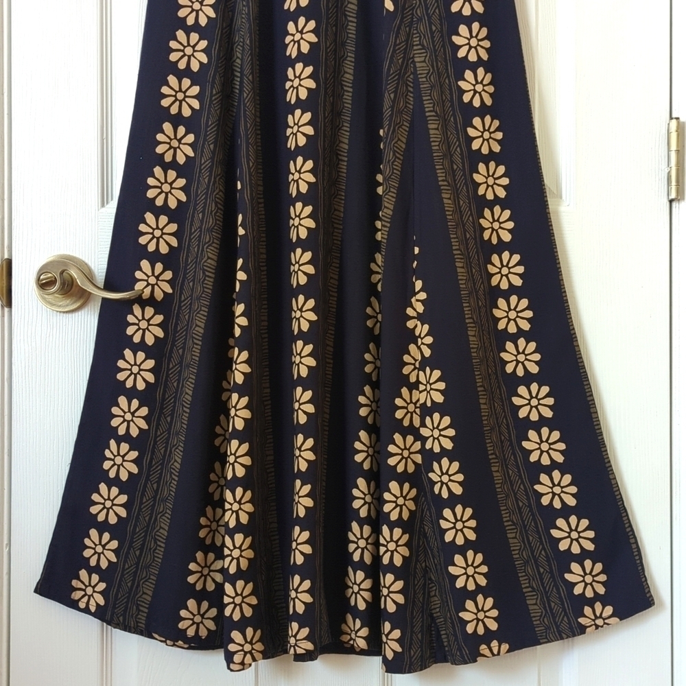 Passports of Pier 1 Imports 90s Vintage Bohemian Floral A-Line Midi Dress Navy S - Picture 7 of 11